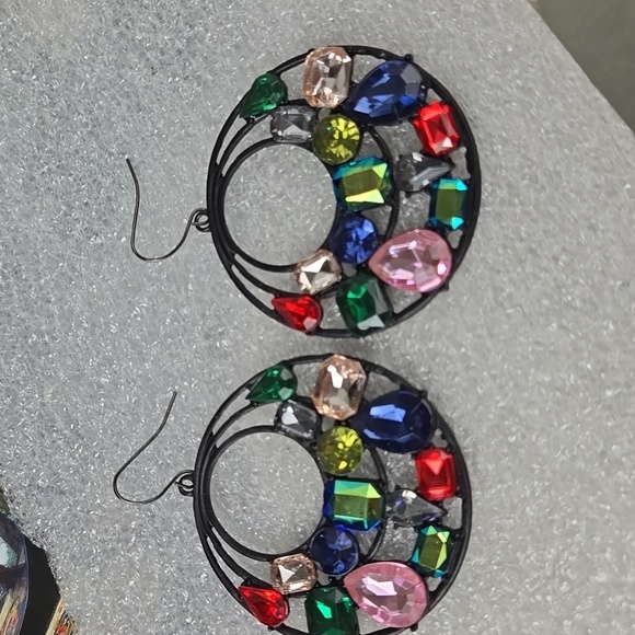 Colorful Fuax Gemstone Black Tone  Big  Earrings - Picture 10 of 17